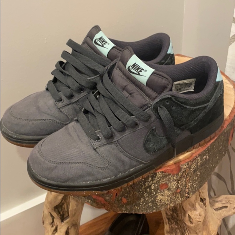 Nike dunk low sz 8.5